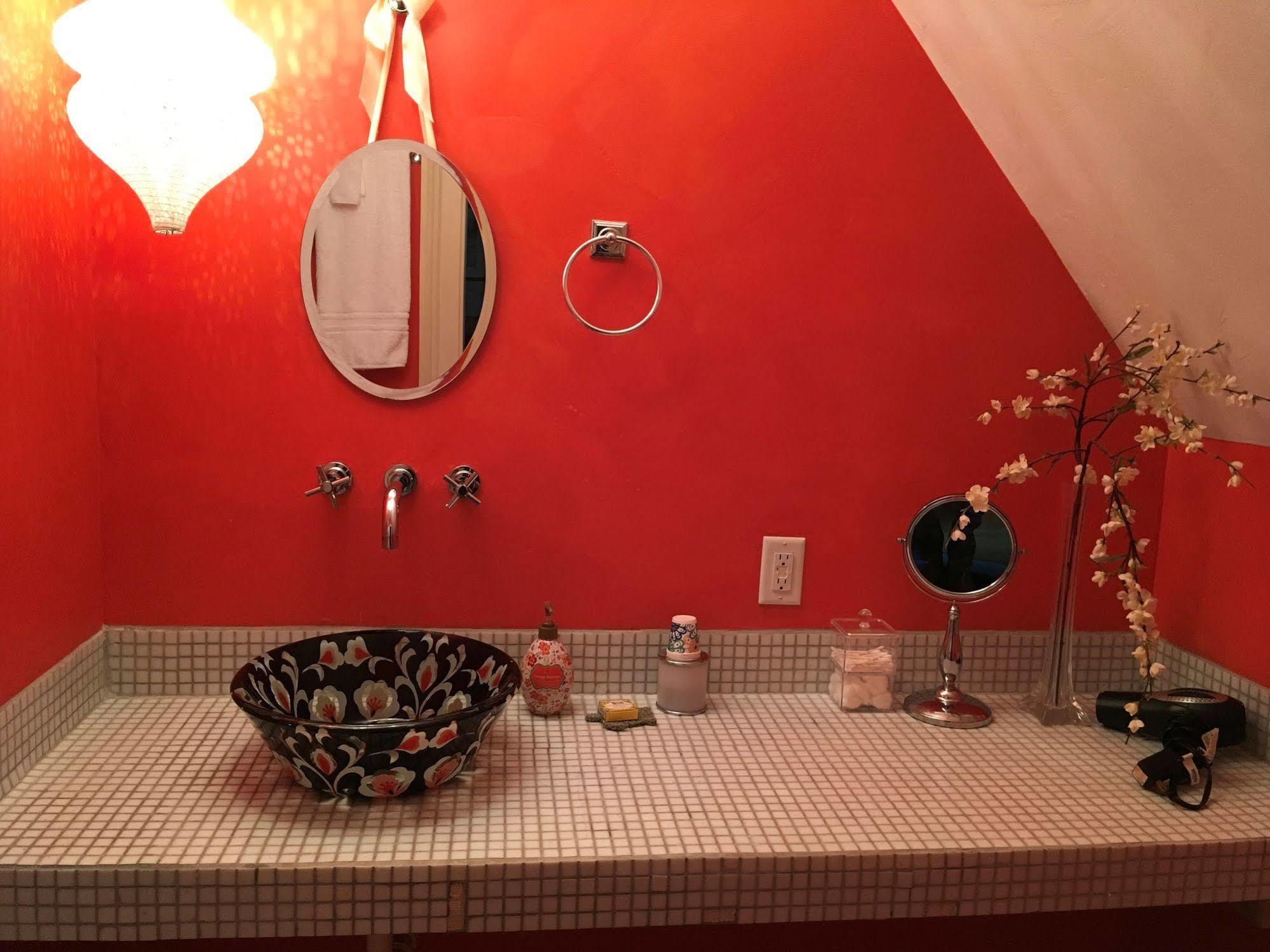 Dreamhouse Country Inn Bristol ภายนอก รูปภาพ