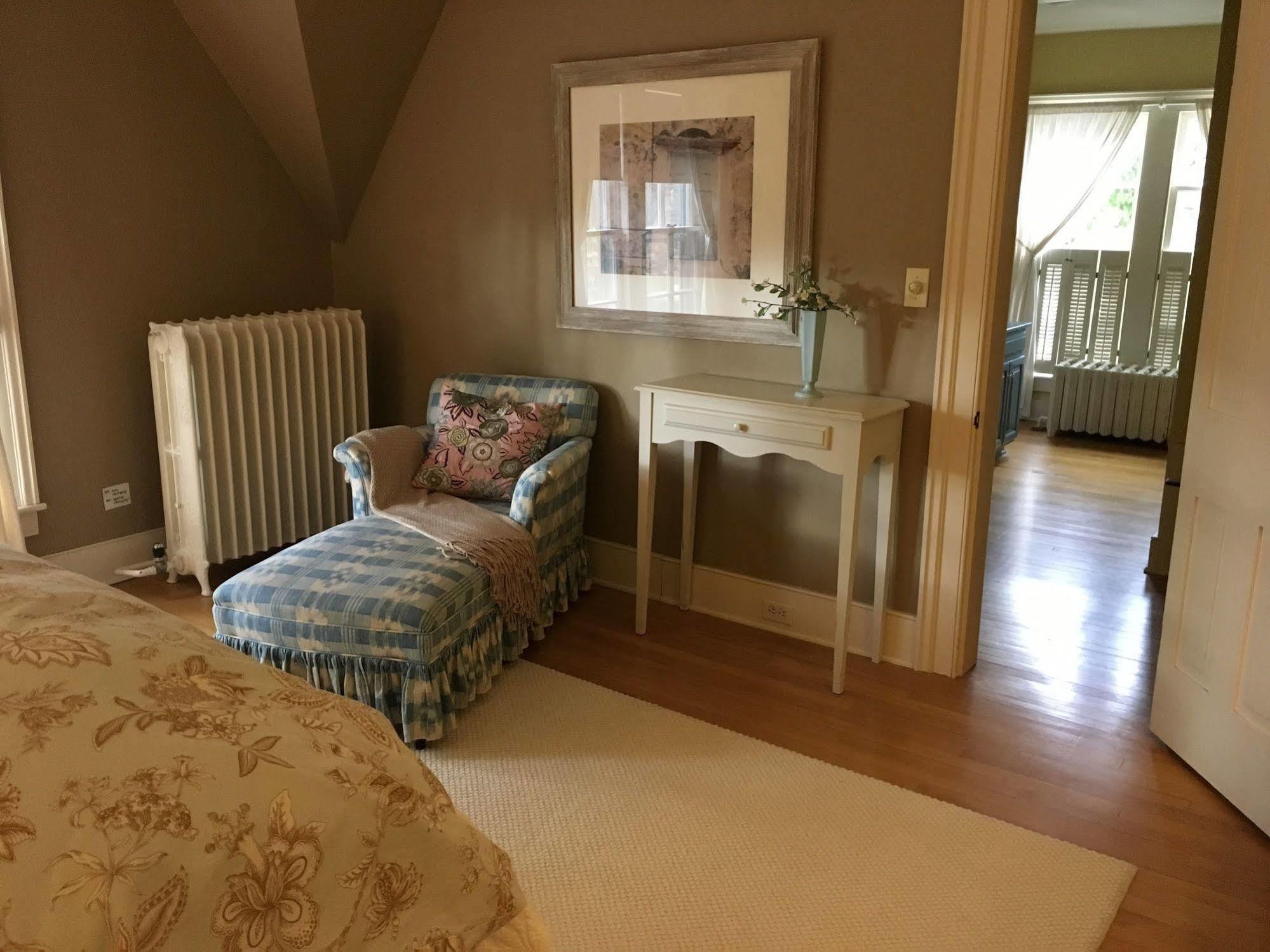 Dreamhouse Country Inn Bristol ภายนอก รูปภาพ